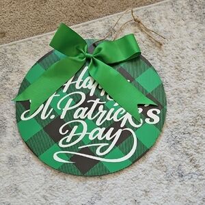 Green Plaid St. Patrick's Day Wall Decor